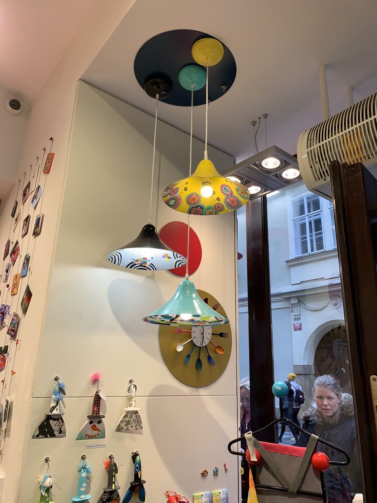 PYLONES 10 Reviews 28. října 376/11, Praha, Czech Republic