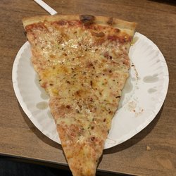 Frascellis Pizza - Cheese pizza