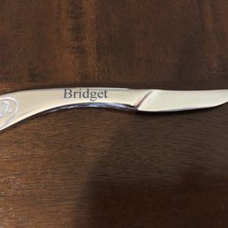 Laser engraved crab knife