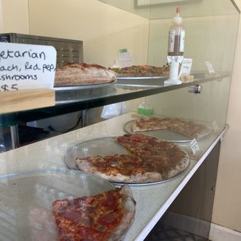 CiCi's Pizza - Selection - Pizza Near Me - Toronto, Ontario CiCi's Pizza - Selection - Pizza Near Me - Toronto, Ontario
