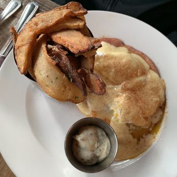Aviary Cafe - Farmers Park - Eggs Benedict bread free Applewood smoked bacon Bananas Foster and a Breakfast Poutine - French Near Me - Springfield, Missouri