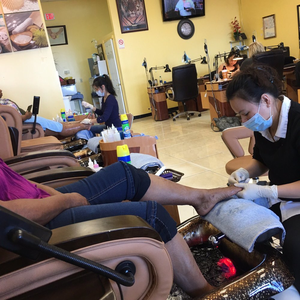 Zachary Nails - Places is clean and they had a lot of seating - Nail Salons Near Me - Zachary, Louisiana Zachary Nails - Places is clean and they had a lot of seating - Nail Salons Near Me - Zachary, Louisiana