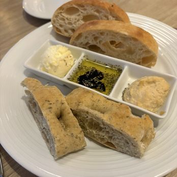 Drift Kitchen & Bar - Lido Beach Resort - Seafood Near Me - Sarasota, Florida