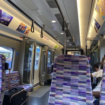 Elizabeth Line Train - Inside the spacious Elizabeth Line - Trains Near Me - London, XGL Elizabeth Line Train - Inside the spacious Elizabeth Line - Trains Near Me - London, XGL