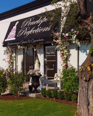 Patio Project - We offer patio seating to enjoy a slice of cake and a cup of coffee! Patio Project - We offer patio seating to enjoy a slice of cake and a cup of coffee!