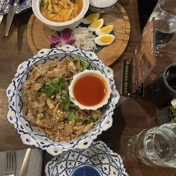 LaoTable - Red Curry Chicken and Khaw Kai Noodles - Laotian Near Me - San Francisco, California LaoTable - Red Curry Chicken and Khaw Kai Noodles - Laotian Near Me - San Francisco, California