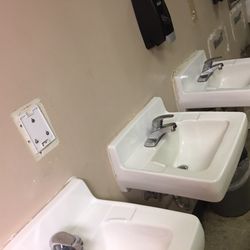 TN Dept Of Human Services - Sinks no soap no paper no working hand dryers no mirror