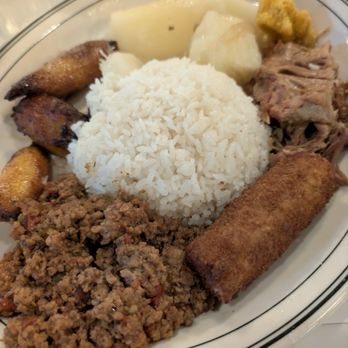 Versailles - Cuban Near Me - Miami, Florida
