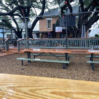 Los Robles Bar and Grill - Front yard has seating (not for rainy days) - Chicken Wings Near Me - Houston, Texas Los Robles Bar and Grill - Front yard has seating (not for rainy days) - Chicken Wings Near Me - Houston, Texas