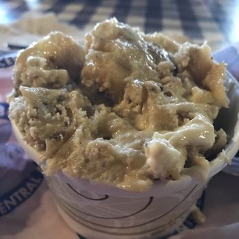 Central BBQ - Naner puddin' (aka banana pudding) - Barbeque Near Me - Memphis, Tennessee Central BBQ - Naner puddin' (aka banana pudding) - Barbeque Near Me - Memphis, Tennessee