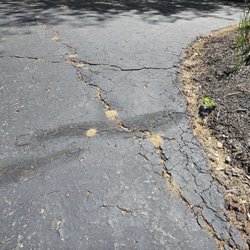 Big Fish Asphalt And Sealcoating - Curb Before