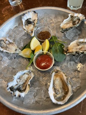 The Schooner Restaurant & Lounge by null