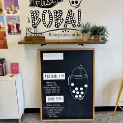 Ding Tea Bountiful - Hot tea menu board a/o Oct 2025