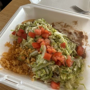 Si Senor - The lettuce and tomato on my tostadas was soggy,  It doesn't take long to chop fresh lettuce and tomatoes. Right? - Mexican Near Me - Deming, New Mexico