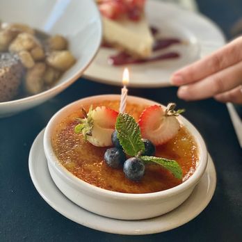 SeaVenture Restaurant - Vanilla Crème Brûlée - New American Near Me - Pismo Beach, California SeaVenture Restaurant - Vanilla Crème Brûlée - New American Near Me - Pismo Beach, California