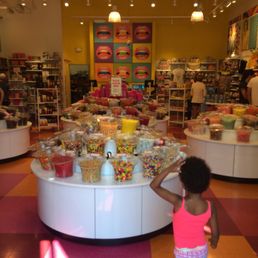 When you walk into a scene straight out of Willy Wonka and your mind is blown When you walk into a scene straight out of Willy Wonka and your mind is blown