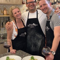 Michel'angelo Cooking Classes - The chef and his students