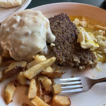 West Shine Family Restaurant - Mama's Country Breakfast w/ the biscuit and sausage gravy moved to the plate - American Near Me - Cincinnati, Ohio