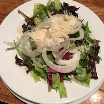 Giordano's - House salad - Pizza Near Me - Chicago, Illinois Giordano's - House salad - Pizza Near Me - Chicago, Illinois