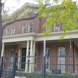 Hull House Facade