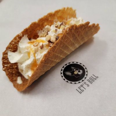 Let's Roll Ice Creamery by null