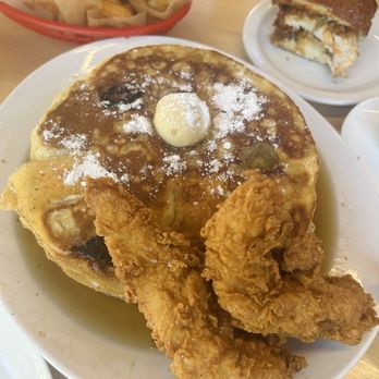 Dirty Birds - Chicken and pancakes - Fast Food Near Me - Omaha, Nebraska Dirty Birds - Chicken and pancakes - Fast Food Near Me - Omaha, Nebraska