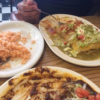 Perlita's Authentic Mexican Restaurant - Wet burrito! - Mexican Near Me - Crescent City, California Perlita's Authentic Mexican Restaurant - Wet burrito! - Mexican Near Me - Crescent City, California
