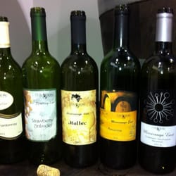 Vin Bon Mississauga East - Tastings... Mmm!