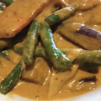 Hakka No.1 - Curry is huge - Chinese Near Me - Brampton, Ontario