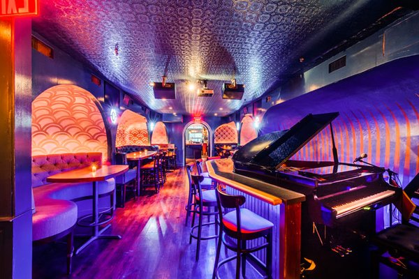 Sid Gold's Request Room by null