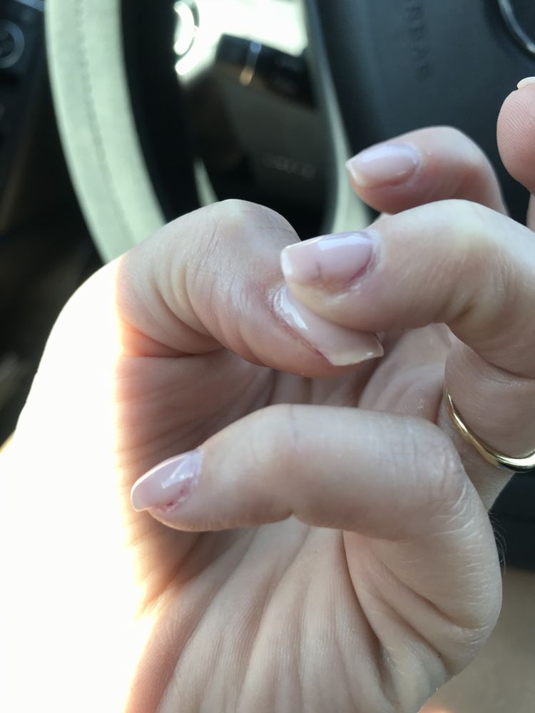 GOLDEN NAILS SALON 48 Photos & 28 Reviews 720 E Robinson Ave