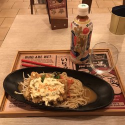 DARUMA - YA - Hühnchennudelgericht, Jasmintee