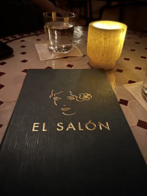 El Salón by null