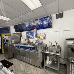 Beach Plum Ice Cream Parlor - Inside