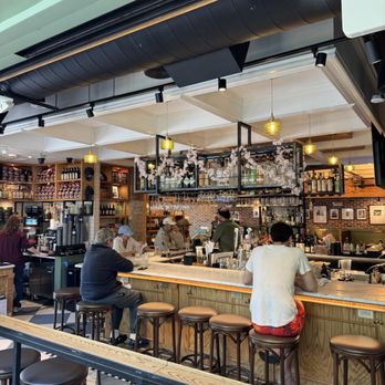 Billy Hicks - Bar - American Near Me - Washington, DC, District of Columbia