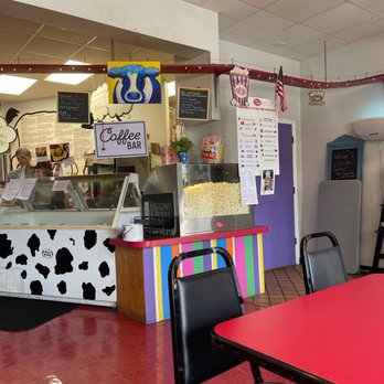 Cow Cafe - Sandwiches Near Me - New Bern, North Carolina