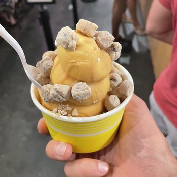 Simons Says Dip This - Ice Cream & Frozen Yogurt Near Me - Durham, North Carolina