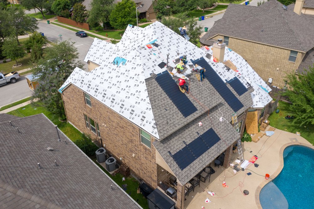 Slide of Texas Traditions Roofing