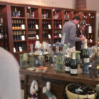 Mumm Napa - The shop at Mumm - Wine Tasting Room Near Me - Rutherford, California