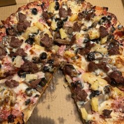 Louie’s Pizza Shop - Masterpiece add pineapple