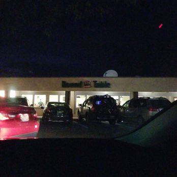 Round Table Pizza - Pizza Near Me - Kailua, Hawaii