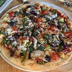 Woodfire Pizza & Pasta - The Gabriola Sands 14" pizza with vegan cheese