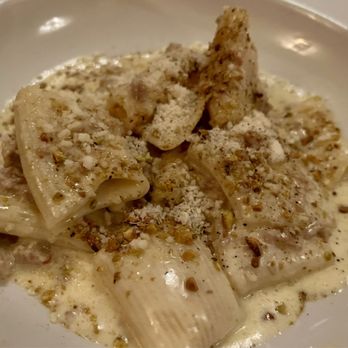 Il Corso - Paccheri con Crema di Pistacchio- pasta with crumbled sausage and a creamy mascarpone pistachio sauce. Left me speechless! - Italian Near Me - New York, New York Il Corso - Paccheri con Crema di Pistacchio- pasta with crumbled sausage and a creamy mascarpone pistachio sauce. Left me speechless! - Italian Near Me - New York, New York