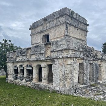 Zona Arqueológica de Tulum - Landmarks & Historical Buildings Near Me - Tulum, ROO
