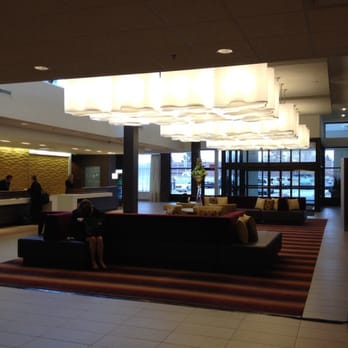 DoubleTree by Hilton Hotel West Edmonton - Lobby - Hotels Near Me - Edmonton, Alberta DoubleTree by Hilton Hotel West Edmonton - Lobby - Hotels Near Me - Edmonton, Alberta