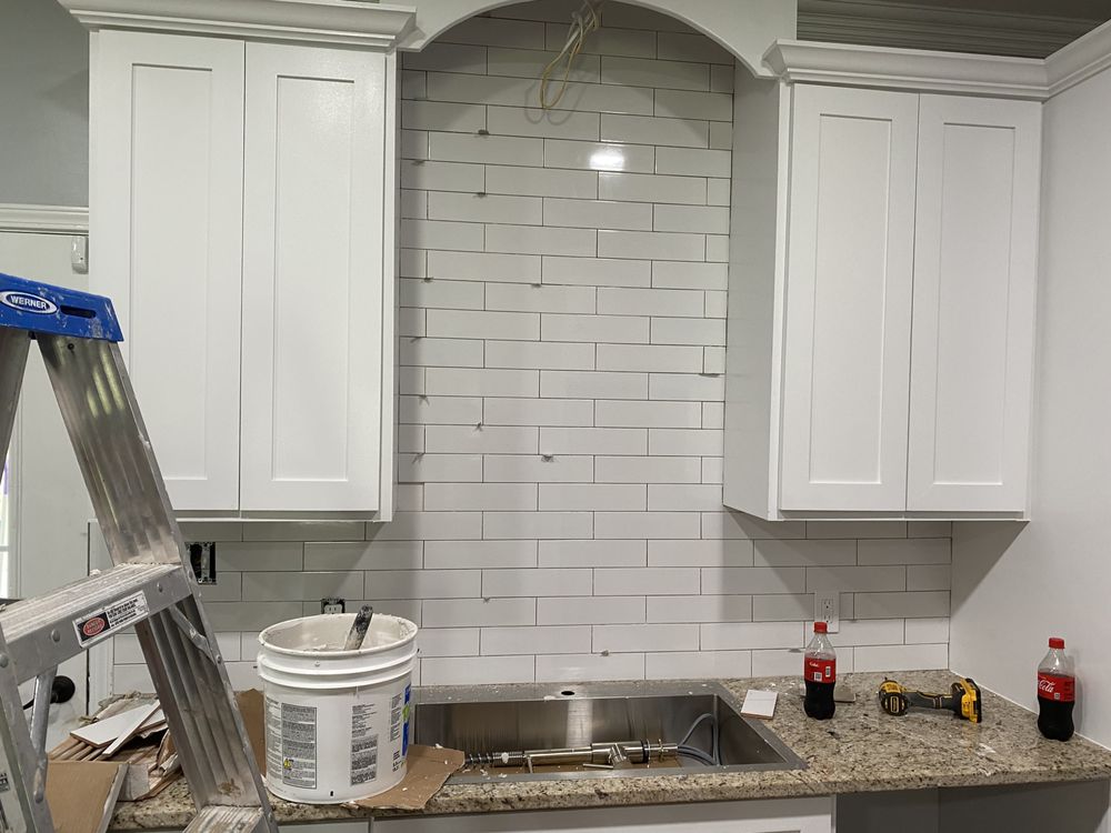 Slide of Rojo’s Custom Painting