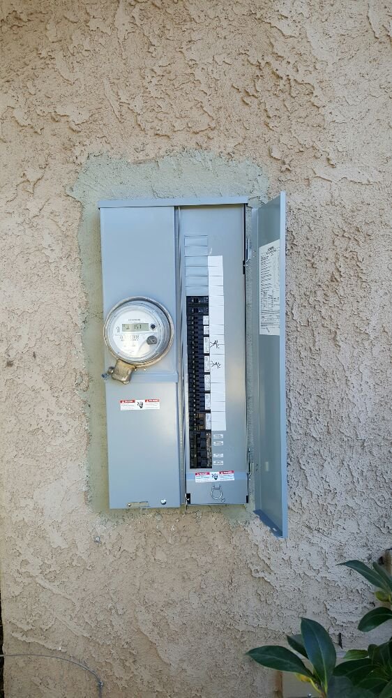 Slide of Cinc Tech Electric