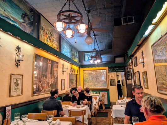 Chez Napoléon by null