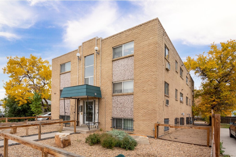 GENEVA PLACE APARTMENTS Request Information 1627 Geneva St, Aurora, Colorado Apartments