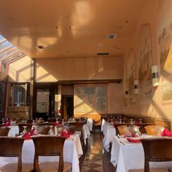India Clay Oven Restaurant and Bar - Beautiful Interior